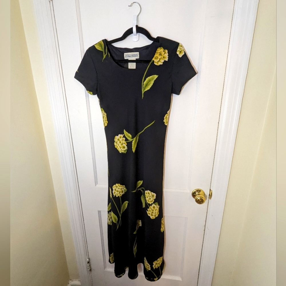 Vintage dark floral hydrangea maxi dress